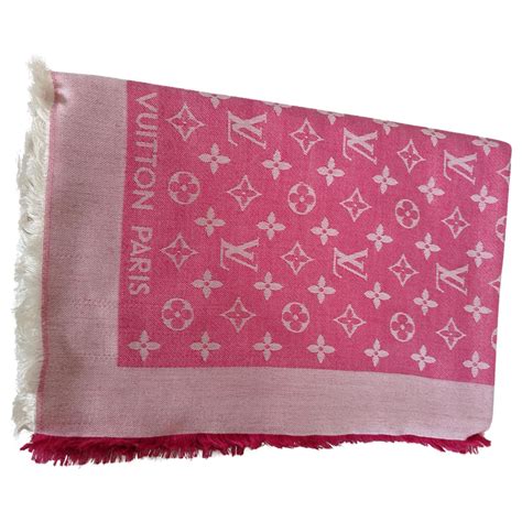 chale denim rosa louis vuitton|Products by Louis Vuitton: Monogram Denim Shawl.